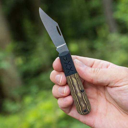 Case Knives Crossroads™ Smooth Luna Richlite® w/Black G-10 XR Barlow